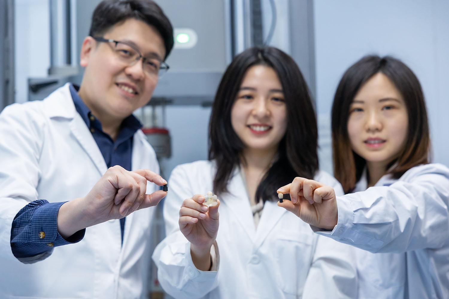 HKU Dentistry invents new material to replace extracted human teeth for dental research 