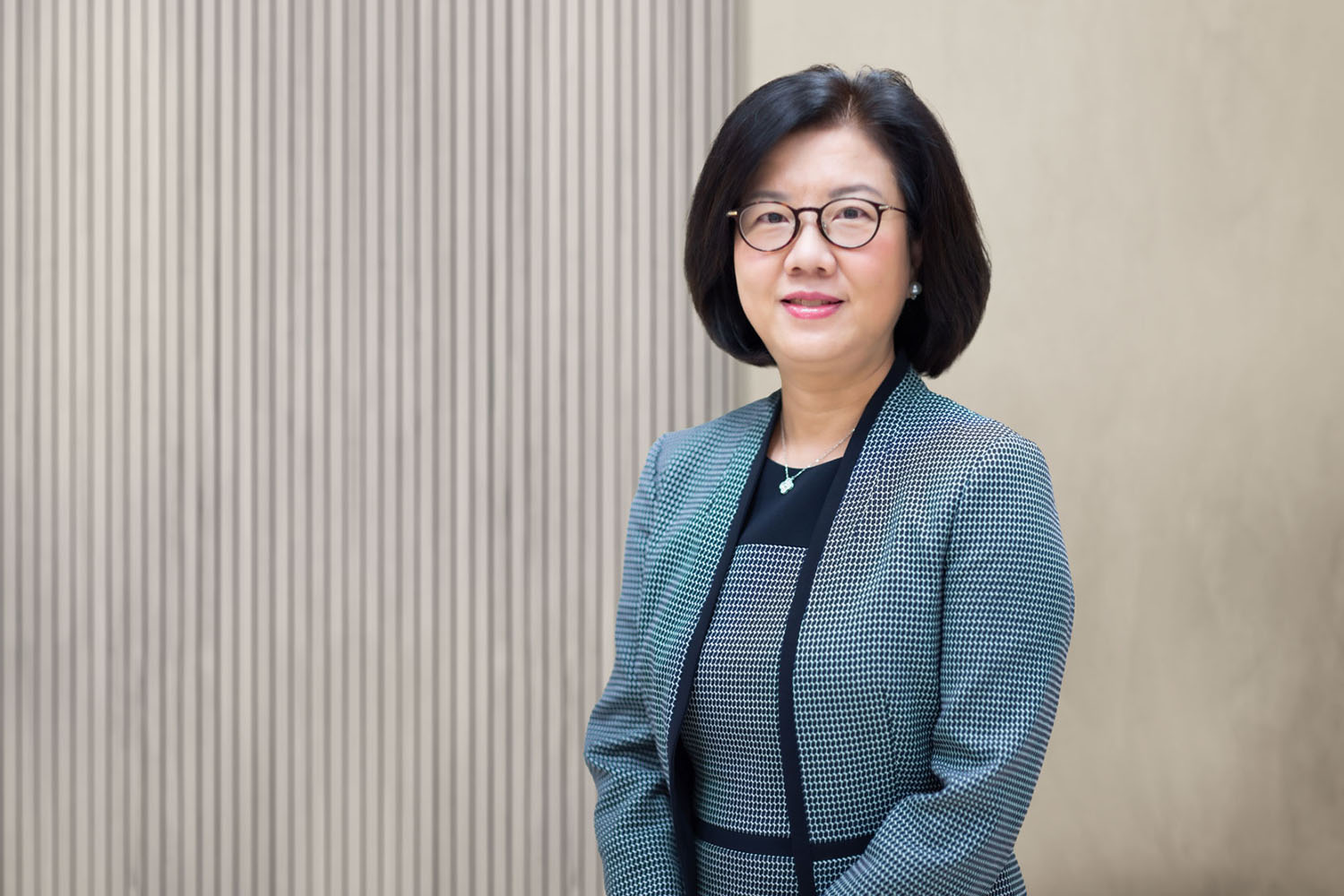 Professor Cynthia Yiu
