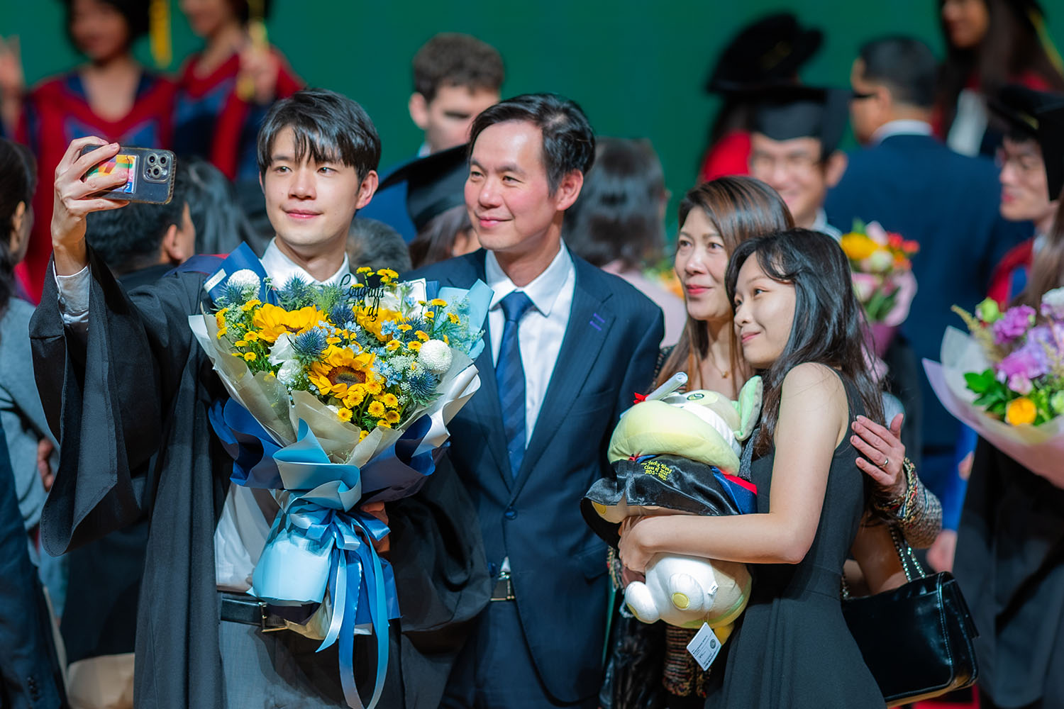 HKU Faculty of Dentistry, 215th Congregation Class of 2025