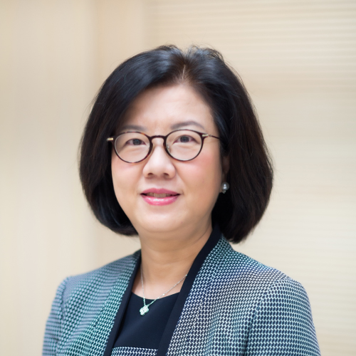 Professor Cynthia Yiu